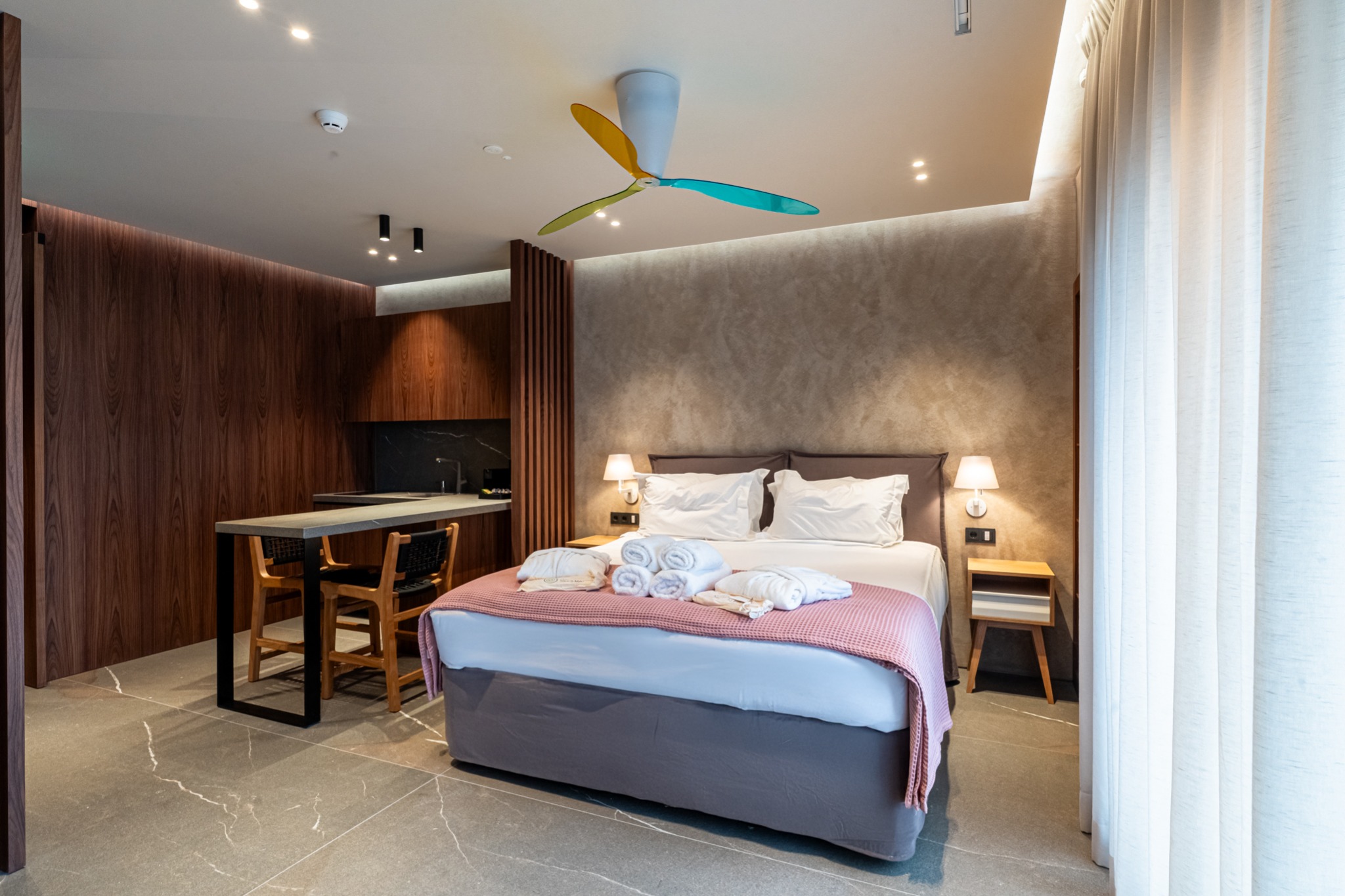Superior Triple Room — photo 1